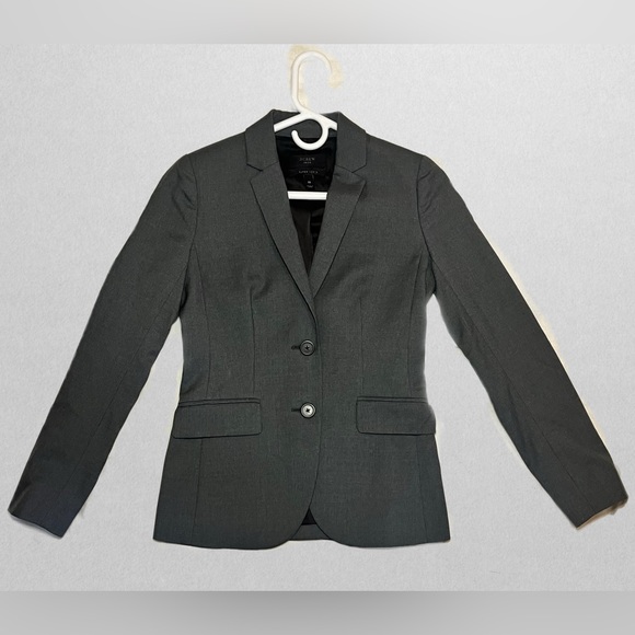 J.Crew 100% Wool Blazer Excellent Condition! - Picture 2 of 7